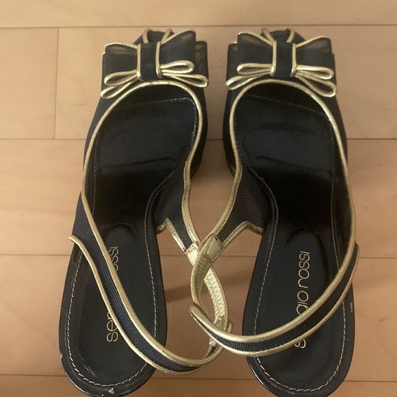 Sergio Rossi Peep Toe Heel - Picture 3 of 6